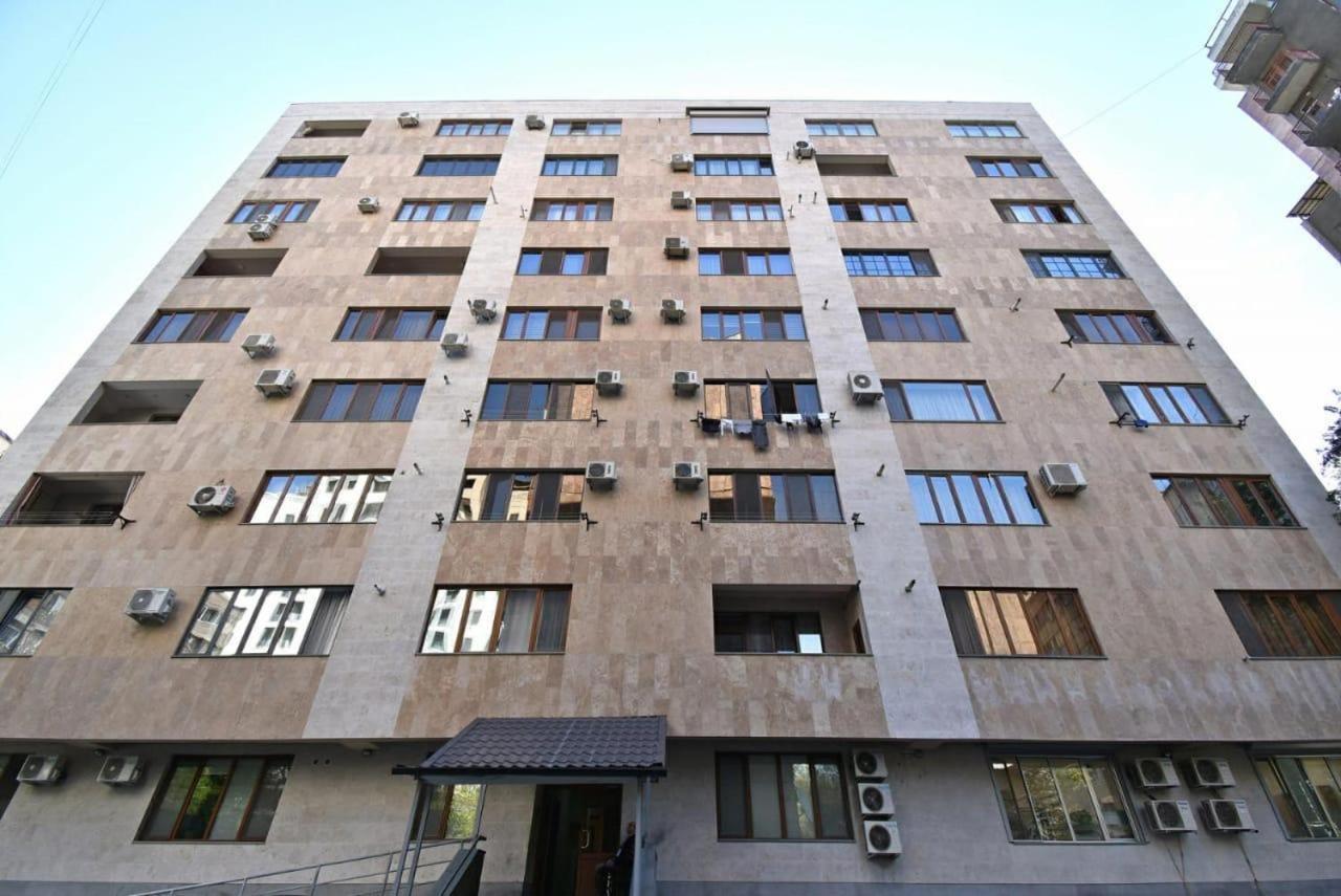 Lovely & Modern 2 Bedroom Apartment, New Building, Malibu Garden Ereván Exterior foto